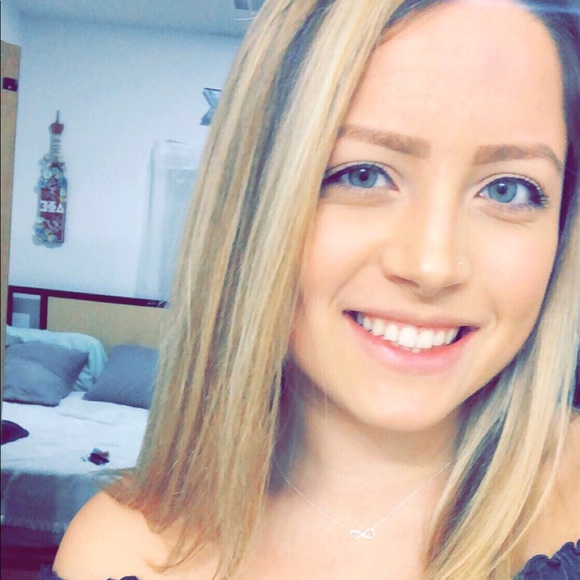 emilykeller17